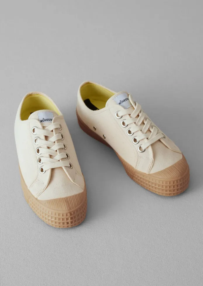 Novesta Star Master Plimsolls