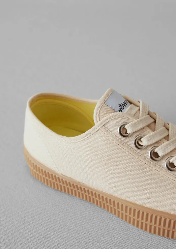 Novesta Star Master Plimsolls