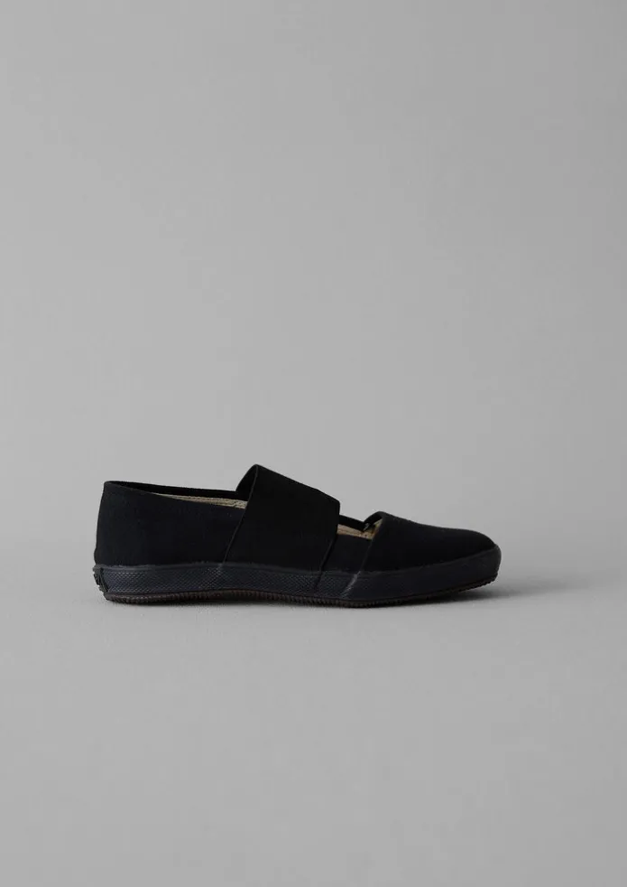 Pras Canvas Pumps