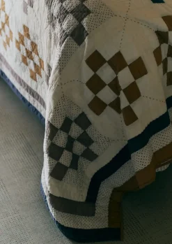 Tile Cotton Patchwork Quilt