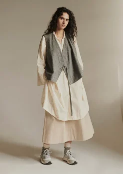 Wool Flannel Sleeveless Jacket